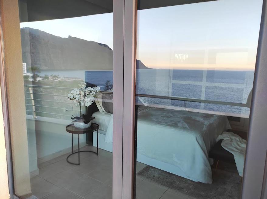 Luxury Los Gigantes Apartment プエルト・デ・サンティアゴ エクステリア 写真